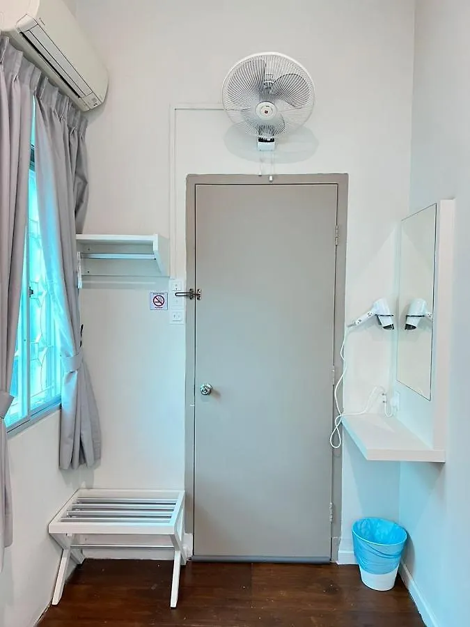 Проживание в семье Myroom@Georgetown