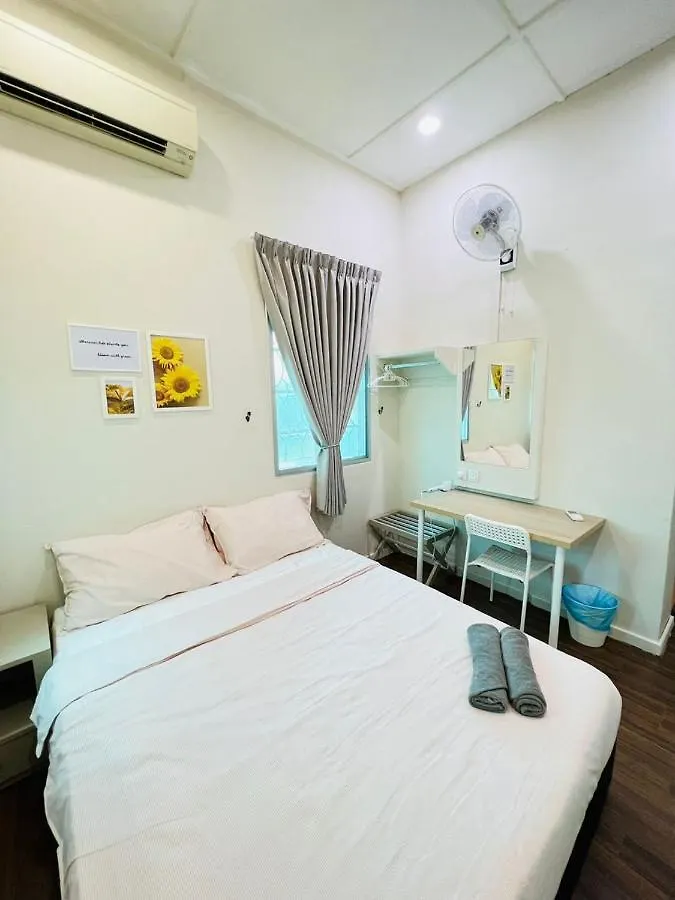 Myroom@Georgetown Проживание в семье